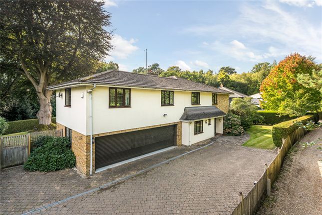 Copper Beech Close, Surrey GU22 5 bed detached house for sale