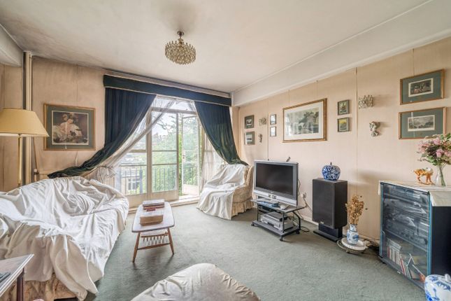 Southampton Row, Bloomsbury, London... 2 bed flat for sale
