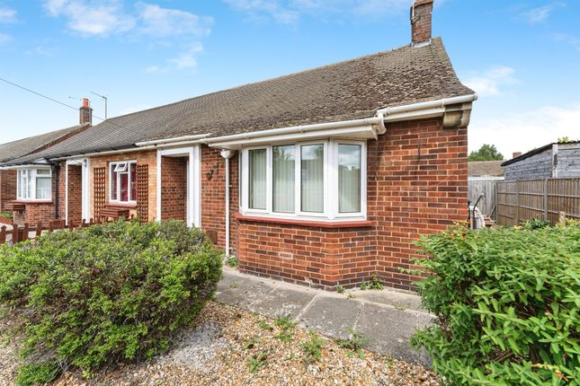 2 bedroom semi-detached bungalow for sale