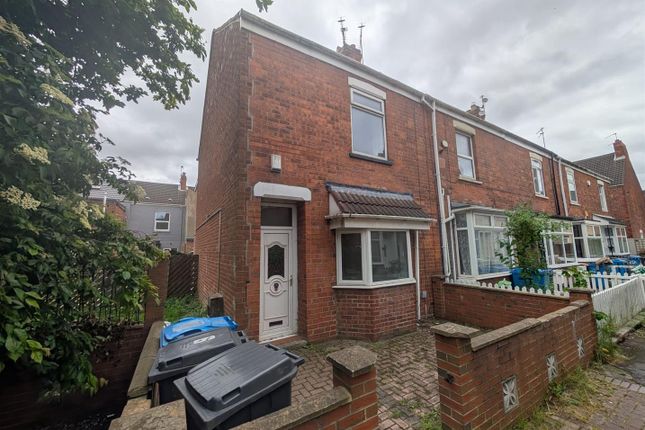 Rowland Avenue, Field Street, Hull 2 bed end of terrace house for sale