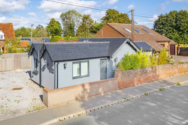 Sudbury Road, Sudbury CO10 2 bed detached bungalow for sale