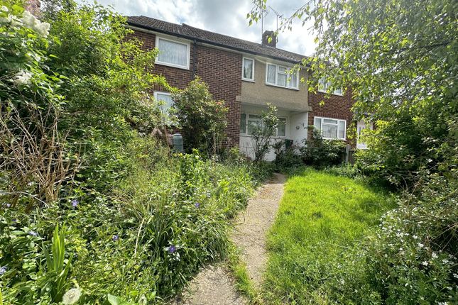 St Anthonys Drive, Chelmsford, CM2 4 bed semi