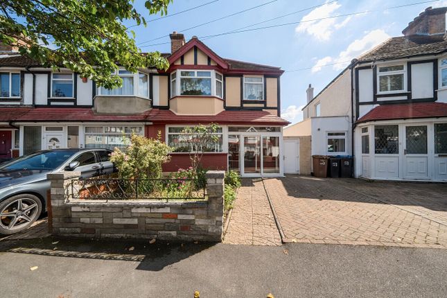 4 bedroom end of terrace house for sale