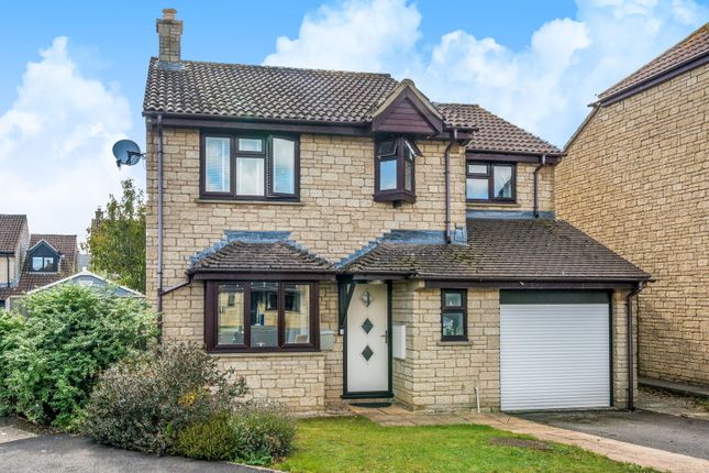 Godwins Close, Melksham SN12 4 bed detached house for sale