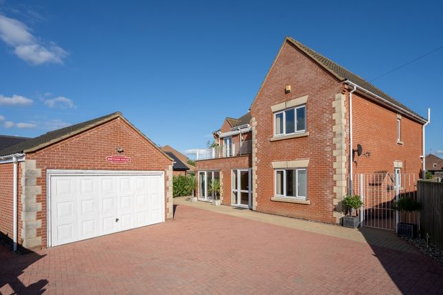 Harpers Lane, Bradwell 4 bed detached house for sale