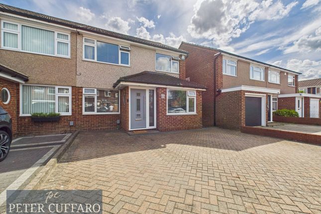 Ranworth Avenue, Hoddesdon EN11 4 bed semi