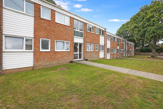 Sedley Close, Rainham 2 bed flat for sale
