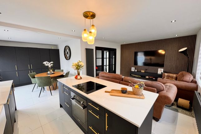 3 bed detached bungalow