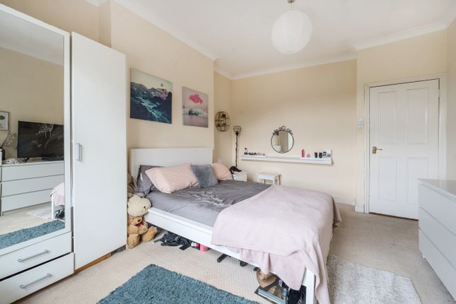 Woodgrange Road, London 1 bed apartment for sale