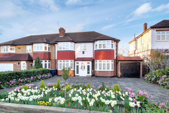 5 bedroom semi-detached house for sale