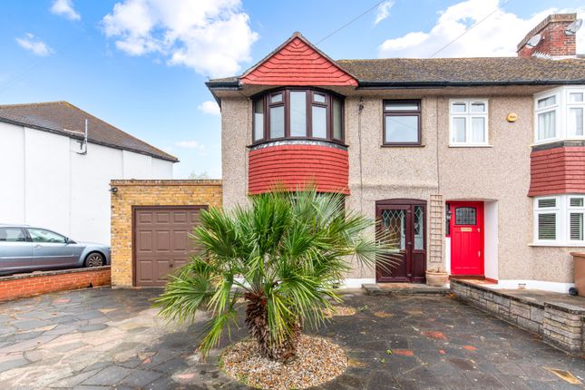 Monkleigh Road, Morden SM4 3 bed end of terrace house for sale