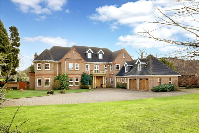 6 bedroom detached house for sale