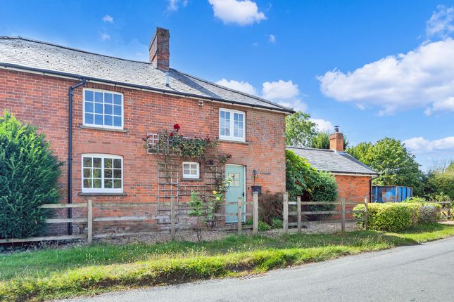 2 bedroom semi-detached house for sale