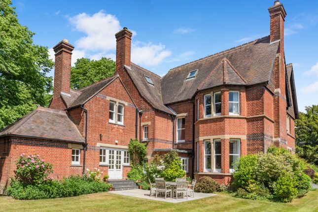 Whyke Road, Chichester, West Sussex 6 bed detached house for sale