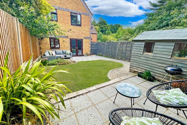 Malthouse Green, Luton, Bedfordshire... 1 bed end of terrace house for sale