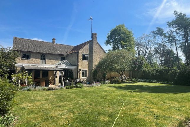 Buckland Road, Buckland, Oxfordshire... 4 bed detached house for sale