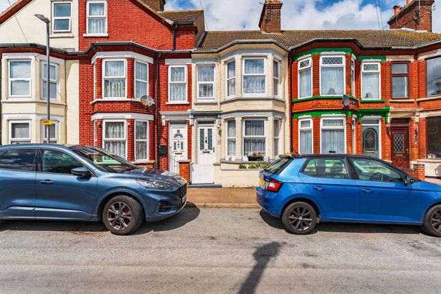 Frederick Road, Great Yarmouth 3 bed terraced house for sale