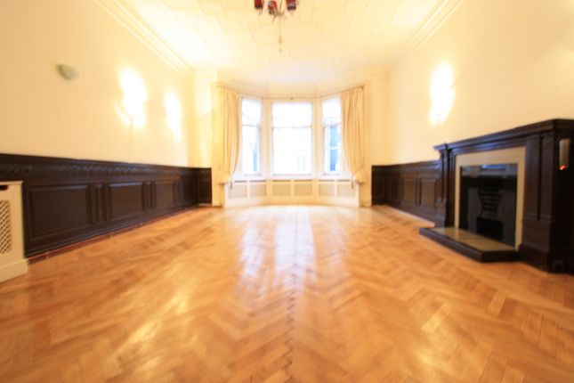 3 bed flat