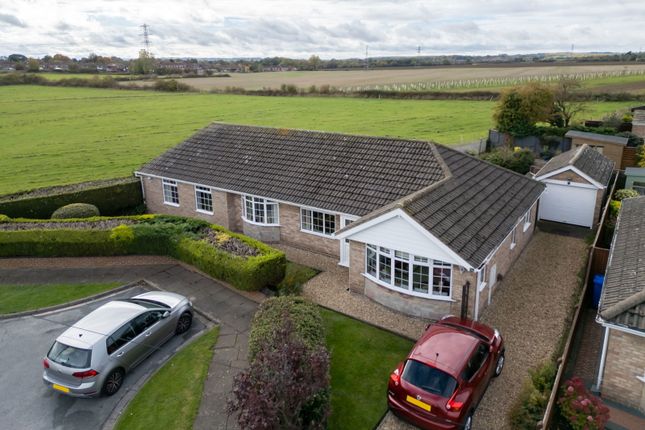 Brixham Court, Grimsby DN33 3 bed detached bungalow for sale