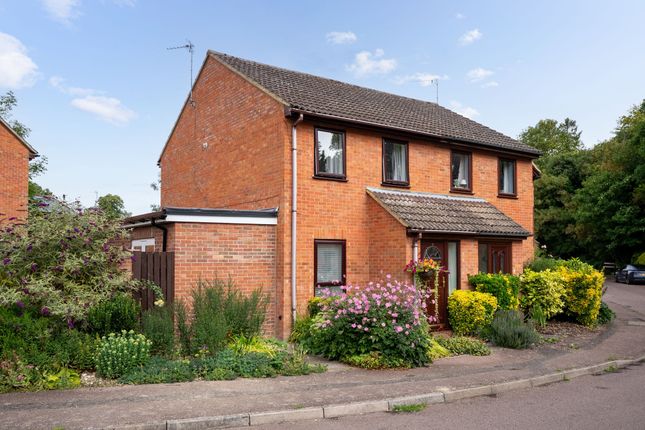 2 bedroom semi-detached house for sale