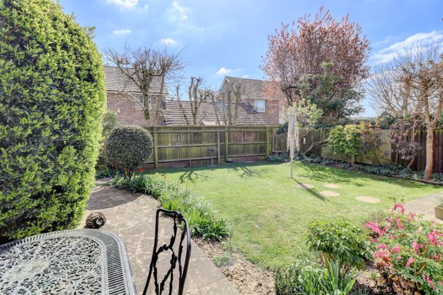 Watchet Lane, High Wycombe HP15 3 bed semi