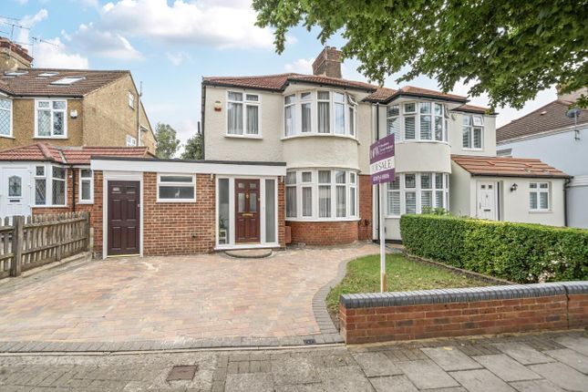 Drummond Drive, Stanmore HA7 3 bed semi