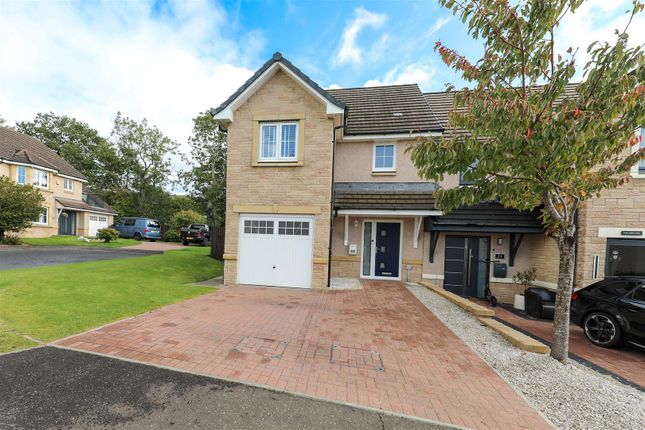 Sauchie Crescent, Kinglassie, 3 bed semi