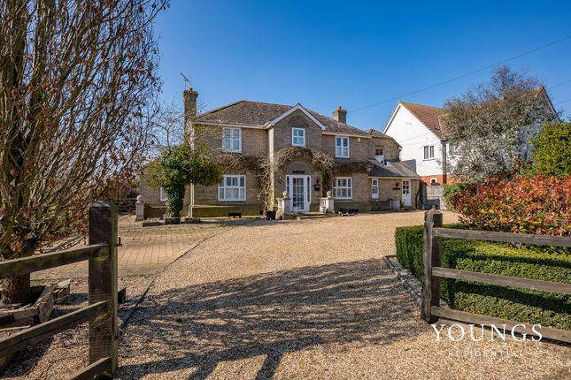 Audley End, Gestingthorpe, CO9 6 bed detached house for sale