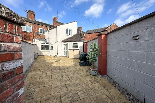 2 bedroom terraced house for sale