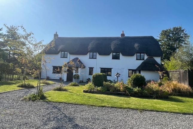 4 bedroom cottage for sale