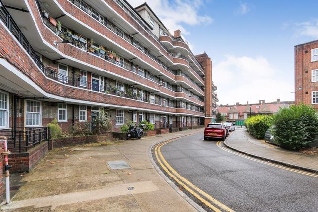 3 bed flat