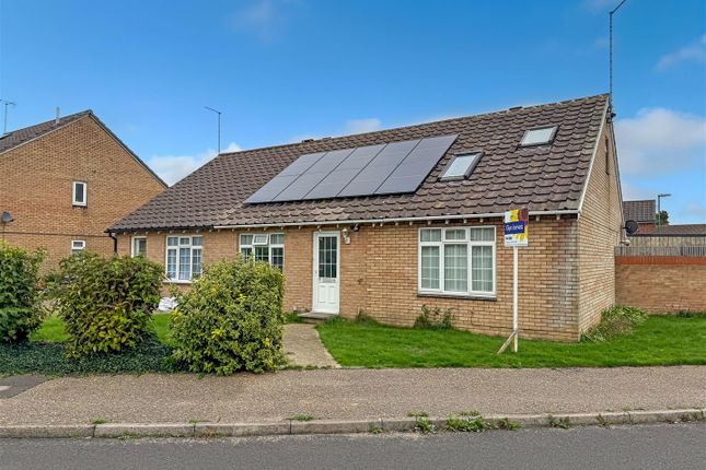 Davits Drive, Littlehampton BN17 3 bed semi