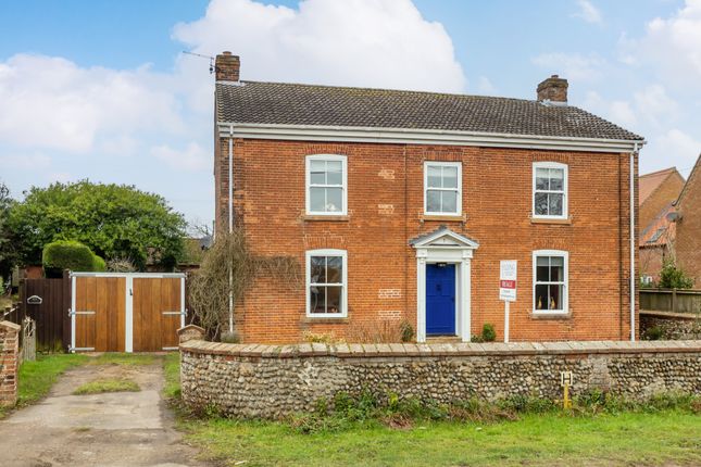 Mill Road, Fakenham NR21 4 bed detached house for sale