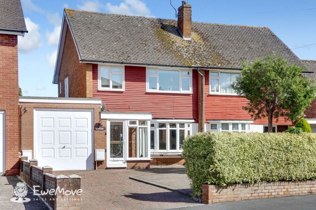 3 bedroom semi-detached house for sale