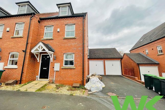 Hodder Grove, West Bromwich, B71 4 bed end of terrace house for sale
