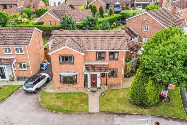 Laxton Garth, Hull HU10 4 bed detached house for sale