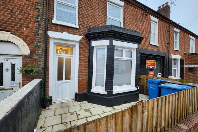 6 bedroom terraced house for sale