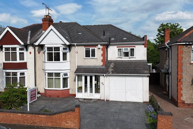 Vicarage Road, Wolverhampton WV11 4 bed semi