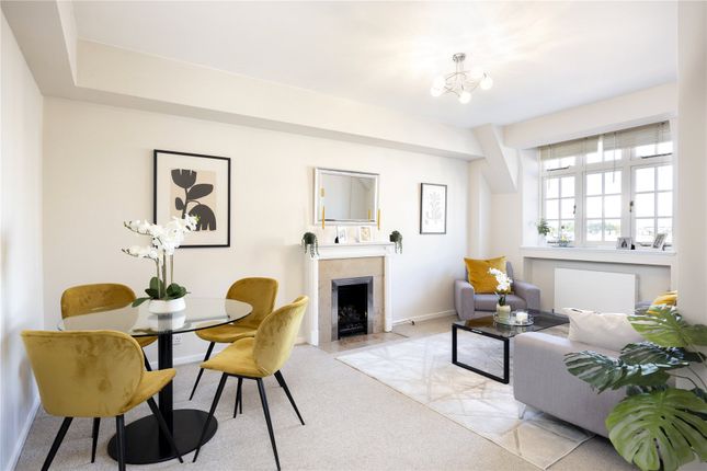 3 bedroom flat for sale