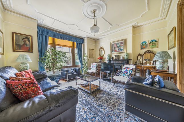 5 bedroom terraced house for sale