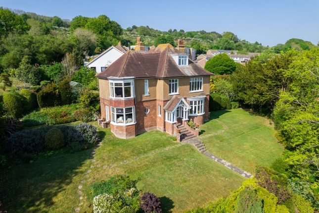 Friars Way, Dover, Kent, CT16 5 bed detached house for sale