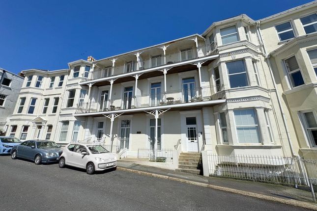 2 bed flat