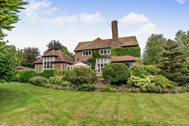 Weydown Road, Haslemere, Surrey 4 bed house for sale