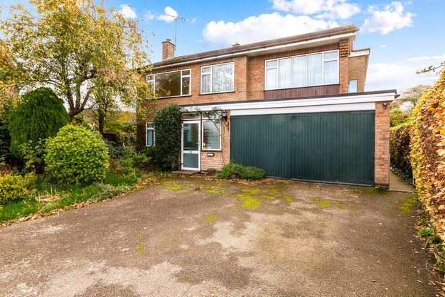 Winchester Drive, Burbage, LE10 5 bed detached house for sale