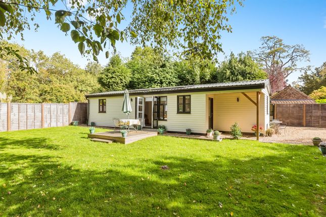 2 bedroom detached bungalow for sale
