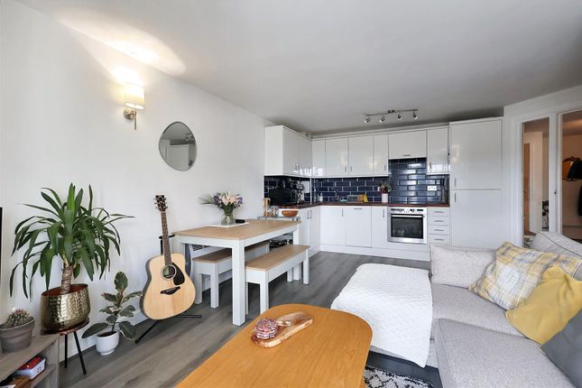 Standard Hill, Nottingham 2 bed apartment for sale