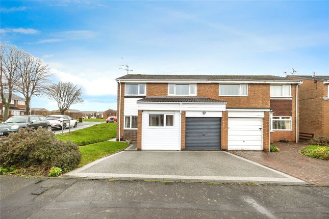 Harewood Drive, Bedlington... 3 bed semi