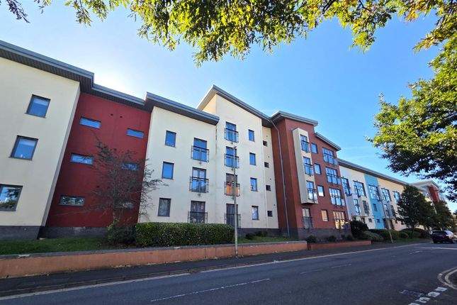 St. Christophers Court, Marina, Swansea 2 bed apartment for sale