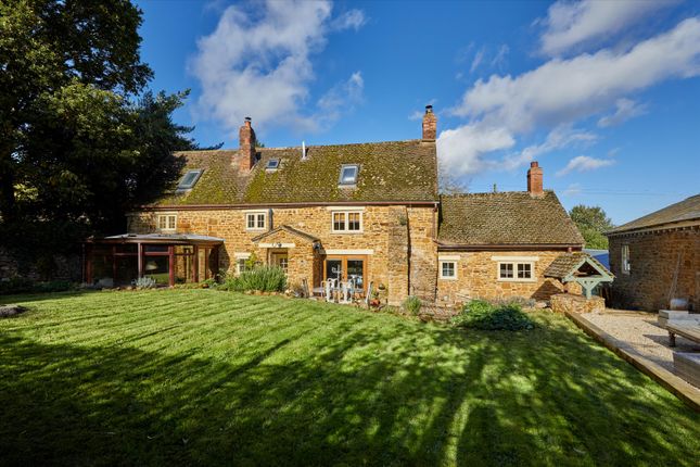 4 bed cottage