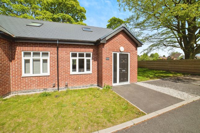 1 bedroom semi-detached house for sale